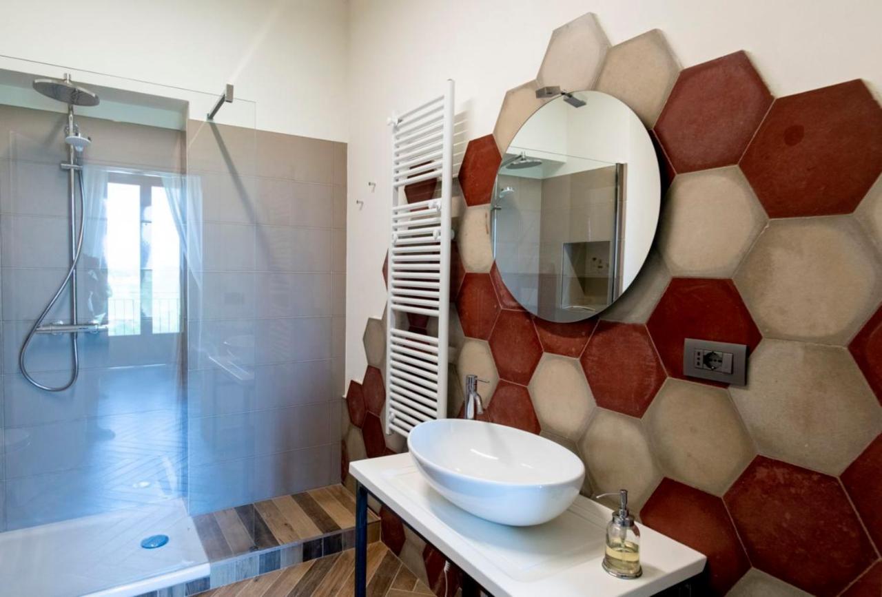 Le Vecchie Persiane - Bed & Breakfast Diano dʼAlba Exteriér fotografie