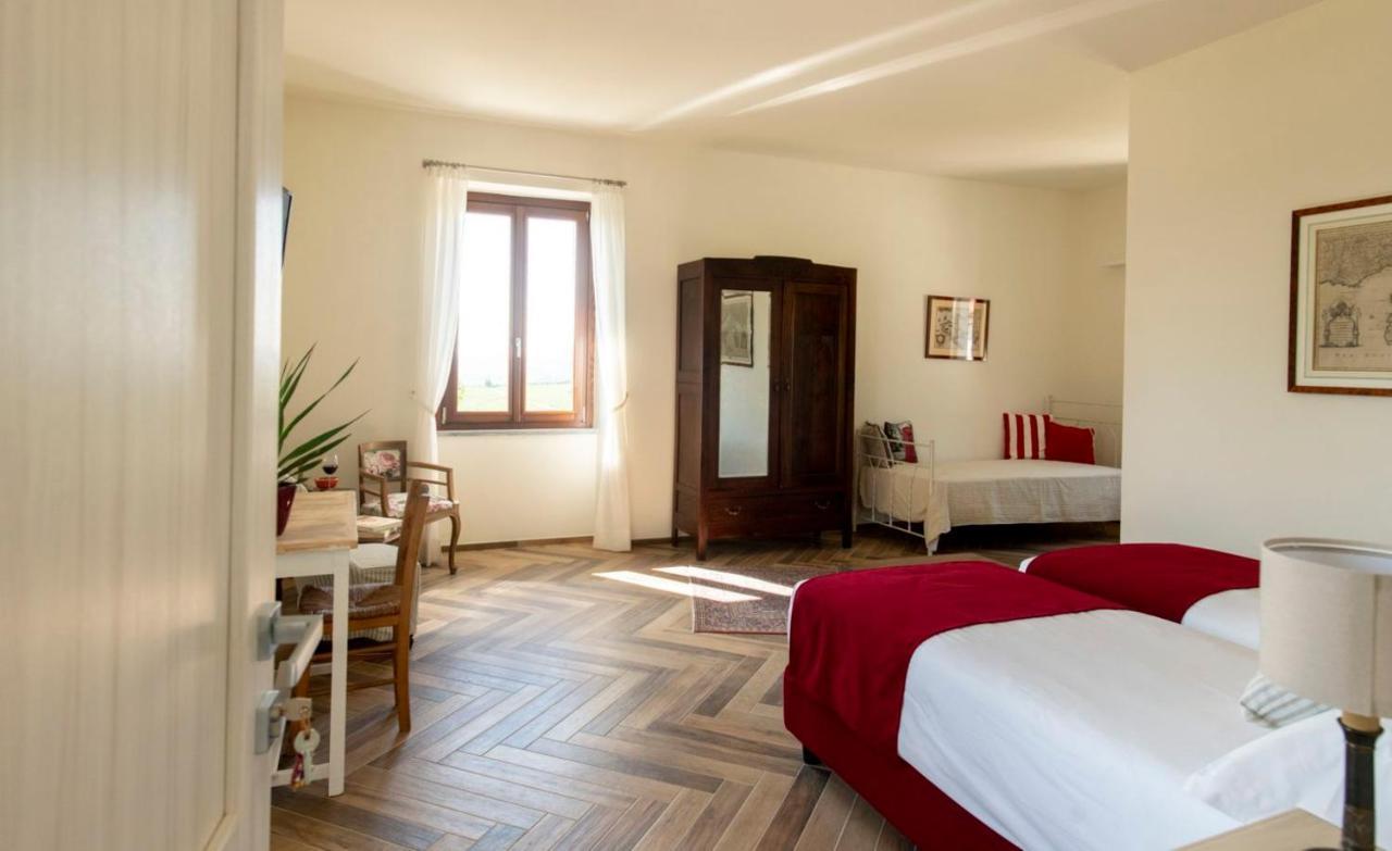 Le Vecchie Persiane - Bed & Breakfast Diano dʼAlba Exteriér fotografie